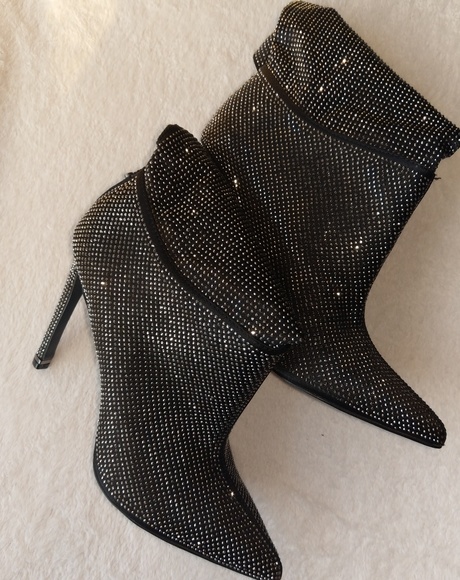 Boots ***Pre-loved💕 Kenneth Cole - Picture 7 of 8